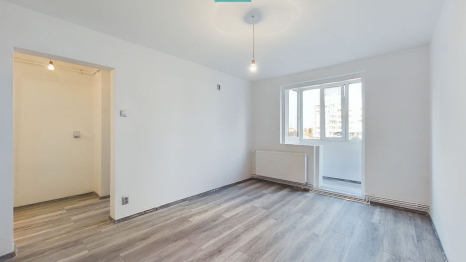 Apartament 3 camere pe str Hateg in Vlaicu - Poză 1