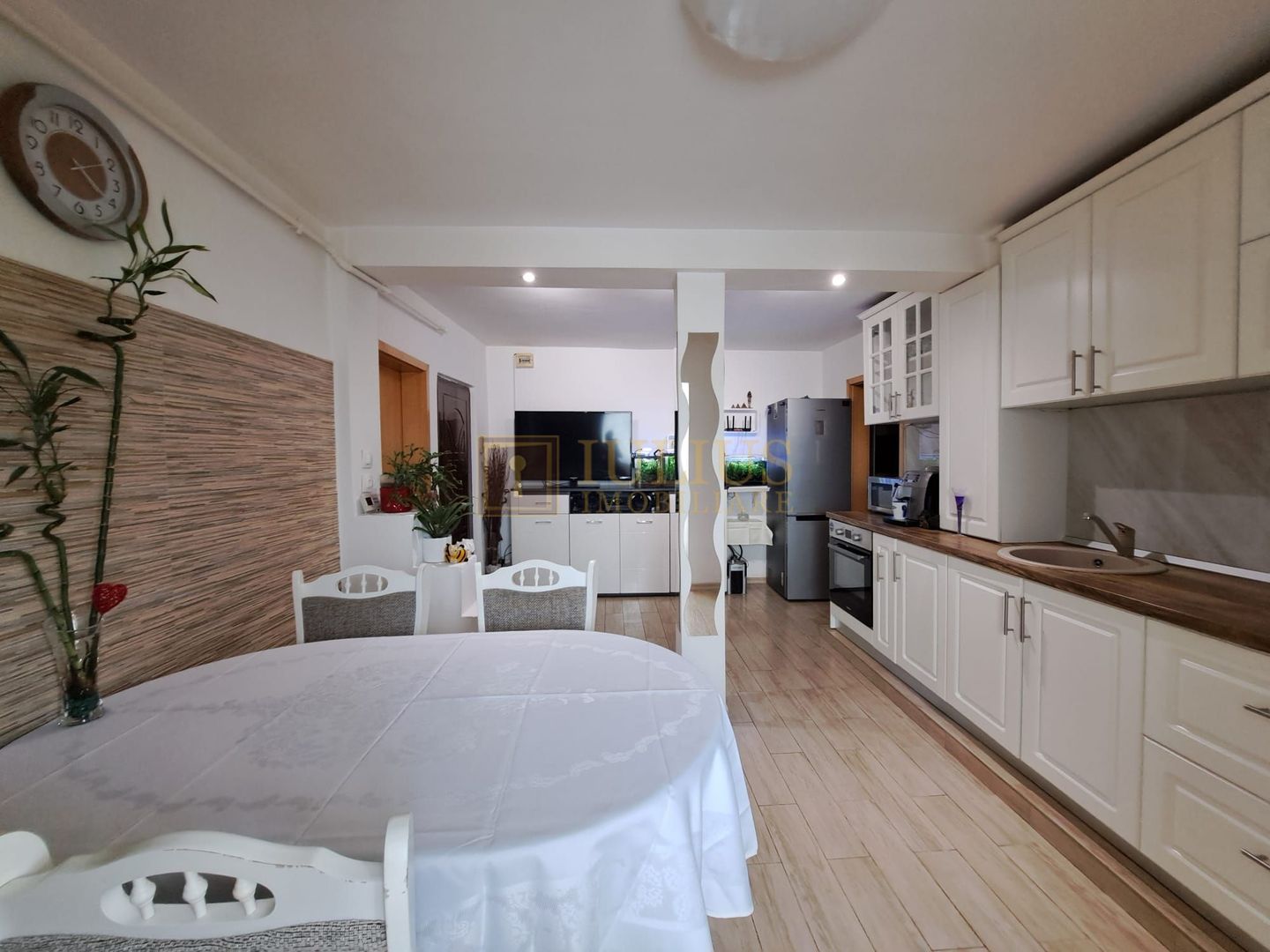 Zona centrala, 3 camere, centrala proprie, ideal pentru studenti - Poză 7