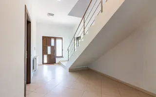 Casă / Vilă cu 5 camere de vânzare Alexandriei/Ion Conea - Poză 18