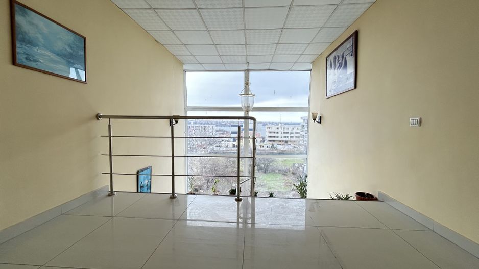 Hotel Austin D+P+3E de inchiriat - ideal birouri/clinica/scoala soferi - Poză 26