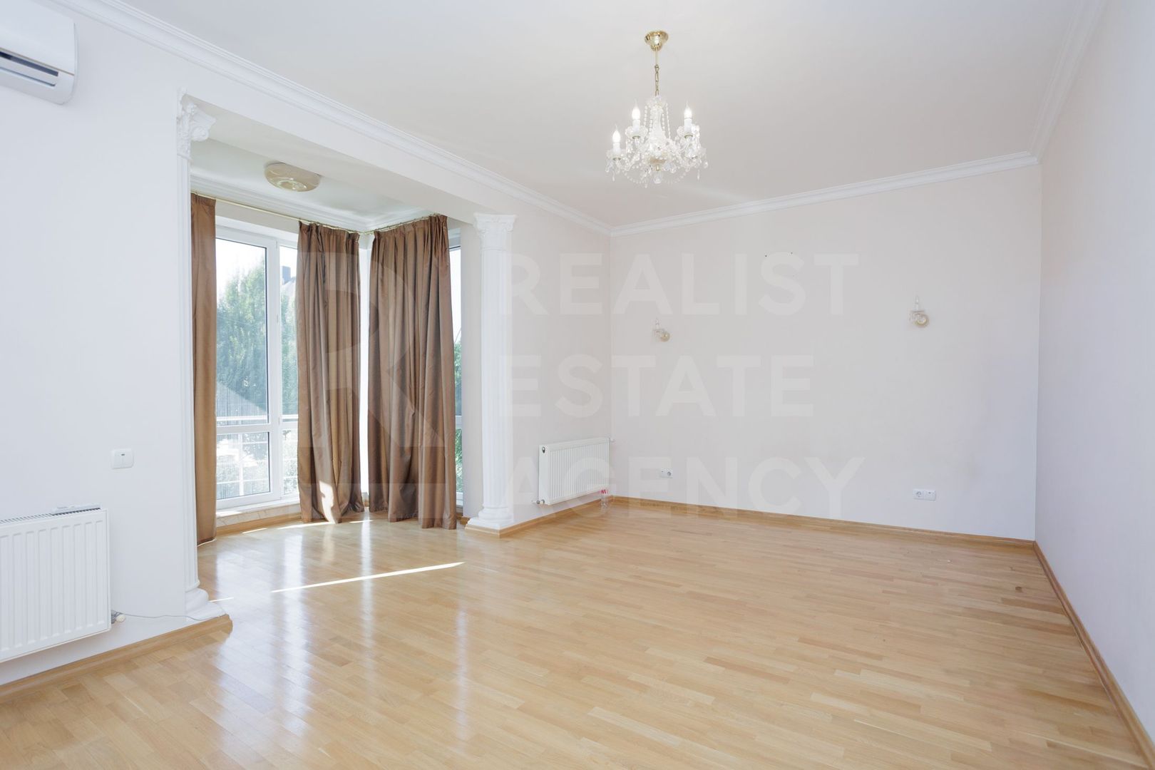 Chirie, casă, 6 camere, Strada Trifan Baltă, Centru - Poză 20