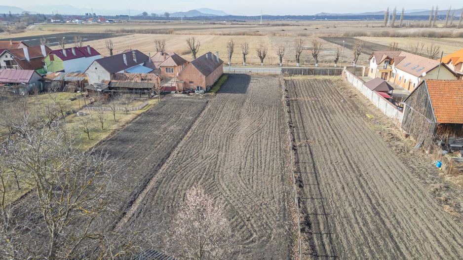 Descoperă Terenul Perfect în Prejmer: Investiția Ta în Viitor! - Poză 11