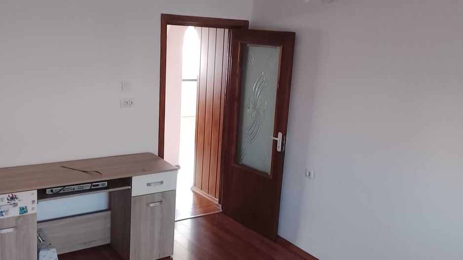 BRASADAS vinde ap 3 cam etaj 4/4 in Micro 16. - Poză 8