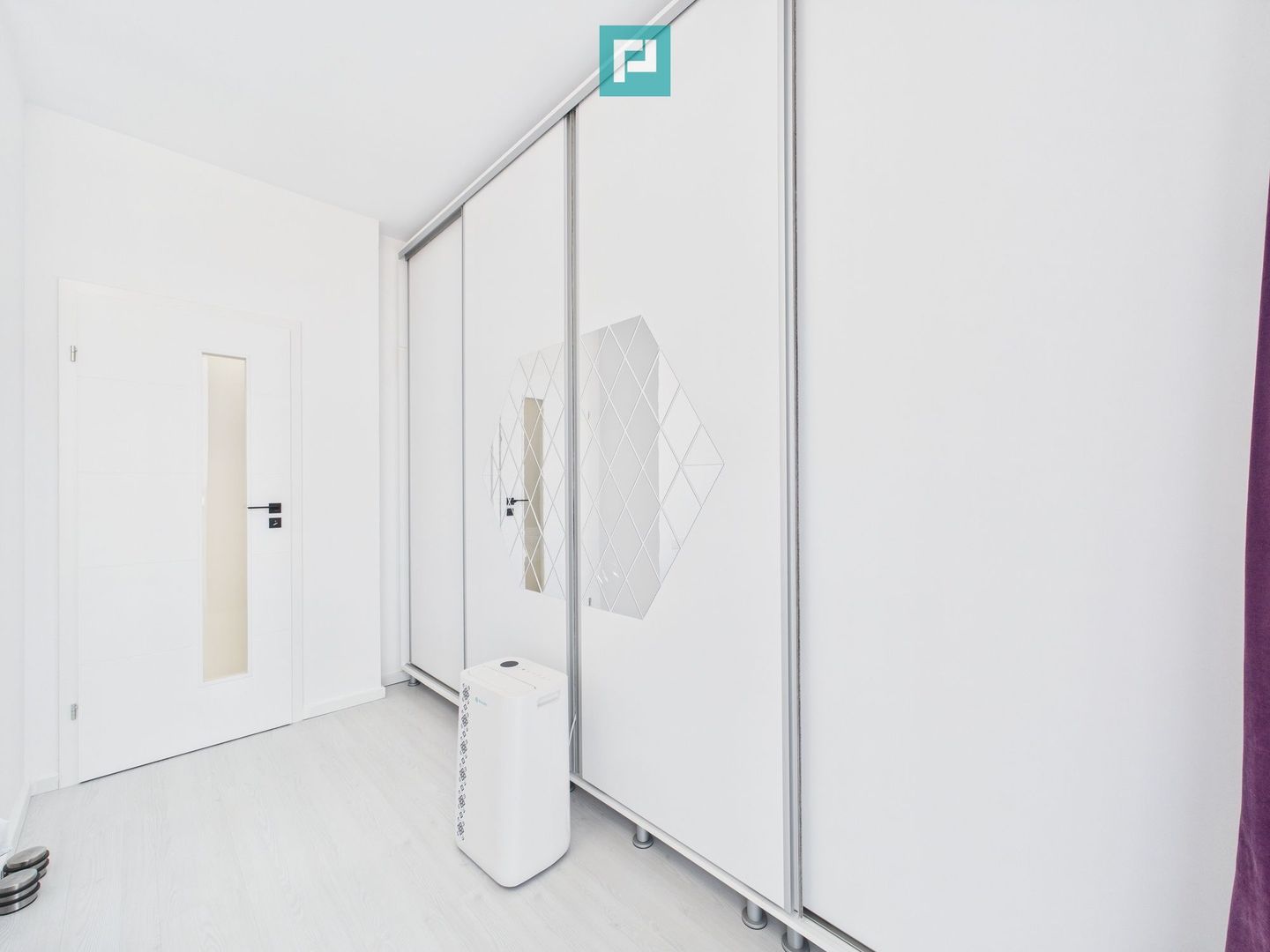 Duplex 1/2 mobilat şi utilat în Săcălaz - Poză 15