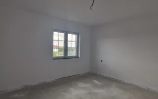 Casa de vanzare cu 4 camere | Cihei | Finisata | Bihor - Poză 13