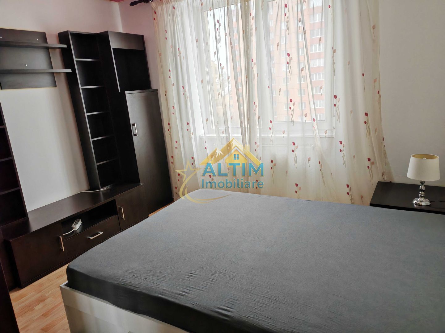 Apartament 3 camere Astra, Brașov - de închiriat - Poză 3