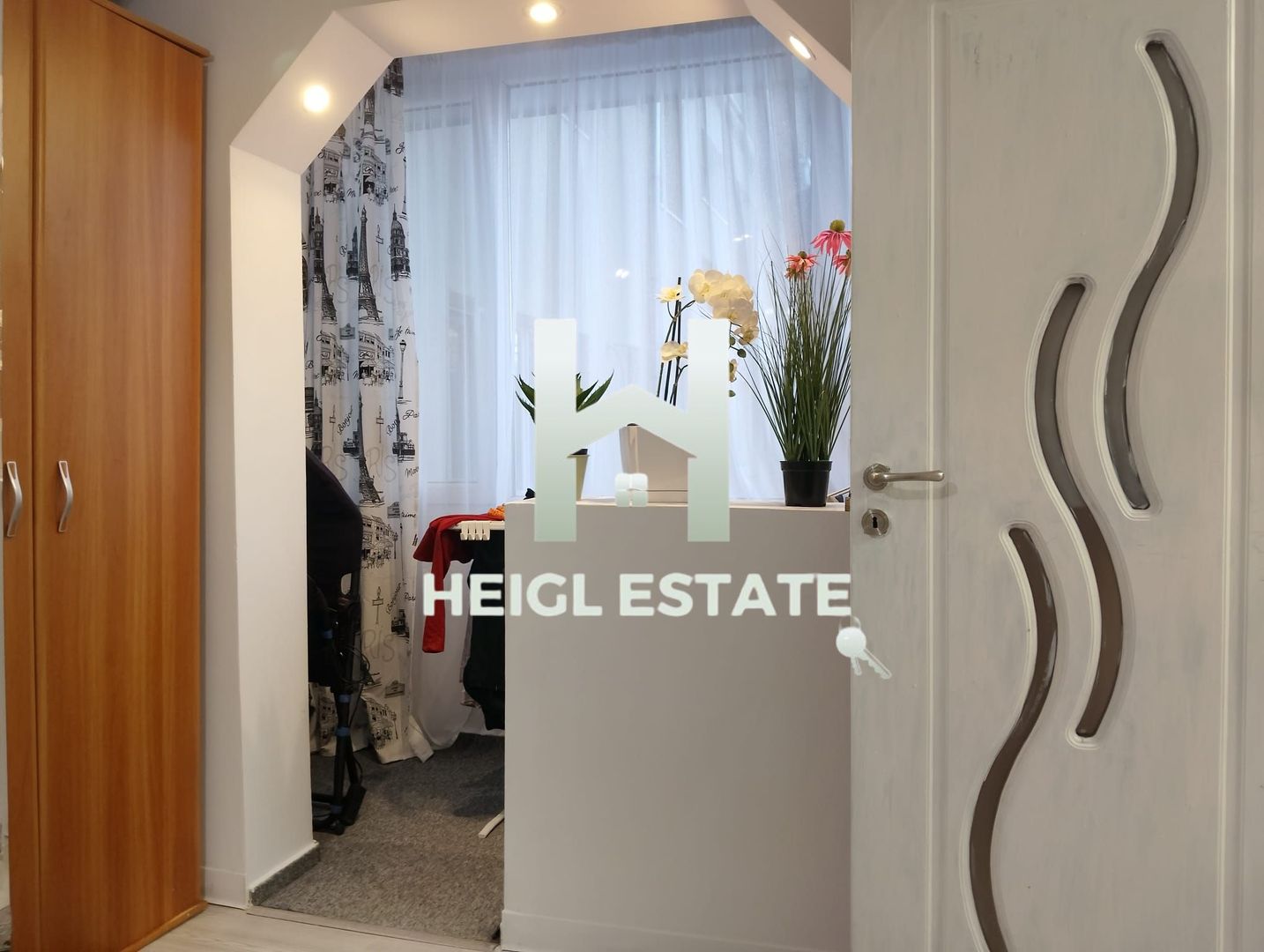 Apartament mobilat cu 2 camere in zona Dacia etaj intermediar - Poză 4