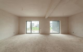 Casă cu 4 camere în Micești la 10 min de Pitesti si 5 min de Mioveni-Arges! - Poză 4