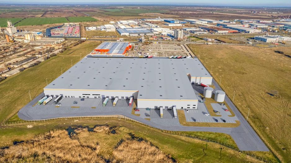 Spațiu logistic/ producție premium, situat la A1 - Poză 3