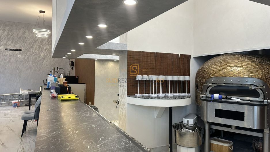 Spatiu comercial 150 mp, stradal Turnu Magurele, Aparatorii Patriei - Poză 9