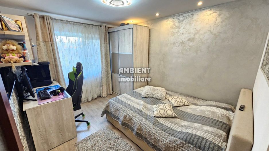 Apartament cu 3 camere, mobilat si utilat, zona TRAIAN; - Poză 6