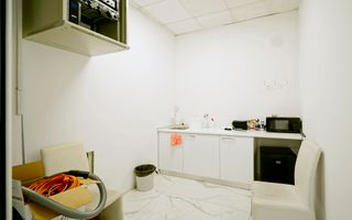 Spatiu comercial 2000 mp,Valea Cascadelor - Poză 23