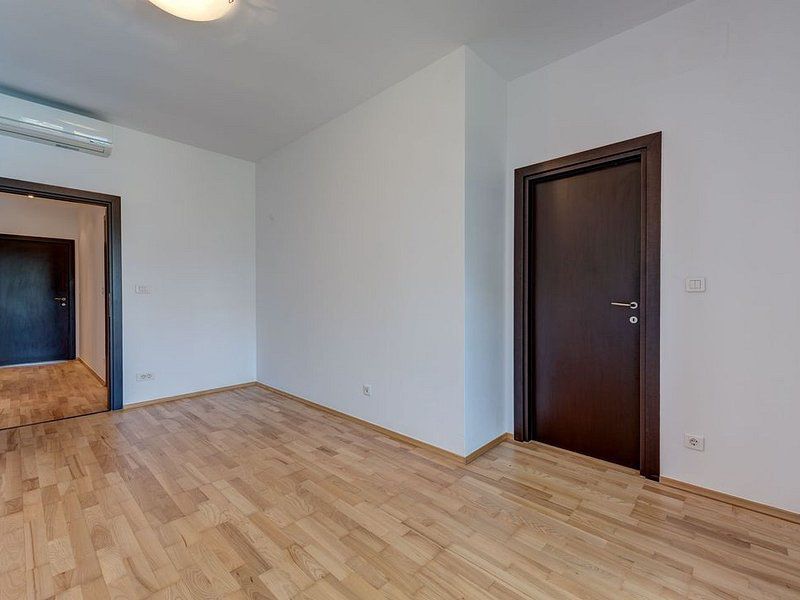Apartament 4 camere 125 mp+parcare+boxa in Natura Residence - Poză 4