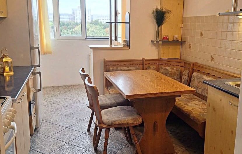 Apartament 3 camere 2 bai Crangasi cu loc parcare inclus - Poză 3