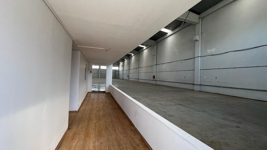 Hala de vanzare in Calea Sagului - platforma Incontro - Poză 12