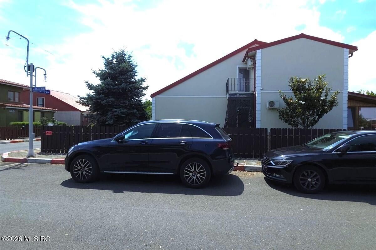 Cumpana - Del Sole, Str. Padova 4, vila P+M, teren pe colt de 397 mp! - Poză 4