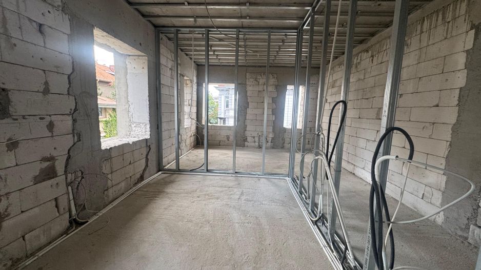 Vila solidă cu potential mutiplu 5 camere + teren || Piața Romană–Polonă - Poză 6