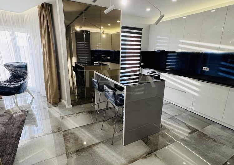 Apartament ultrafinisat cu panoramă superbă asupra Clujului. - Poză 2