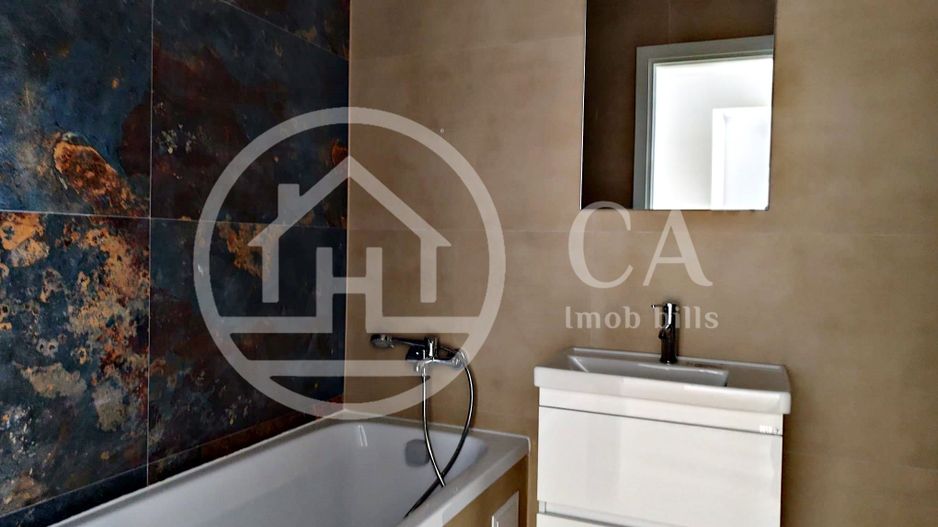 De vanzare apartament cu 3 camere  in cartierul Prima Arena, Oradea - Poză 12