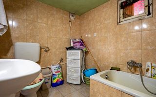 Casa de vanzare cu 2 camere si teren 1068 mp zona Renașterii - Poză 8