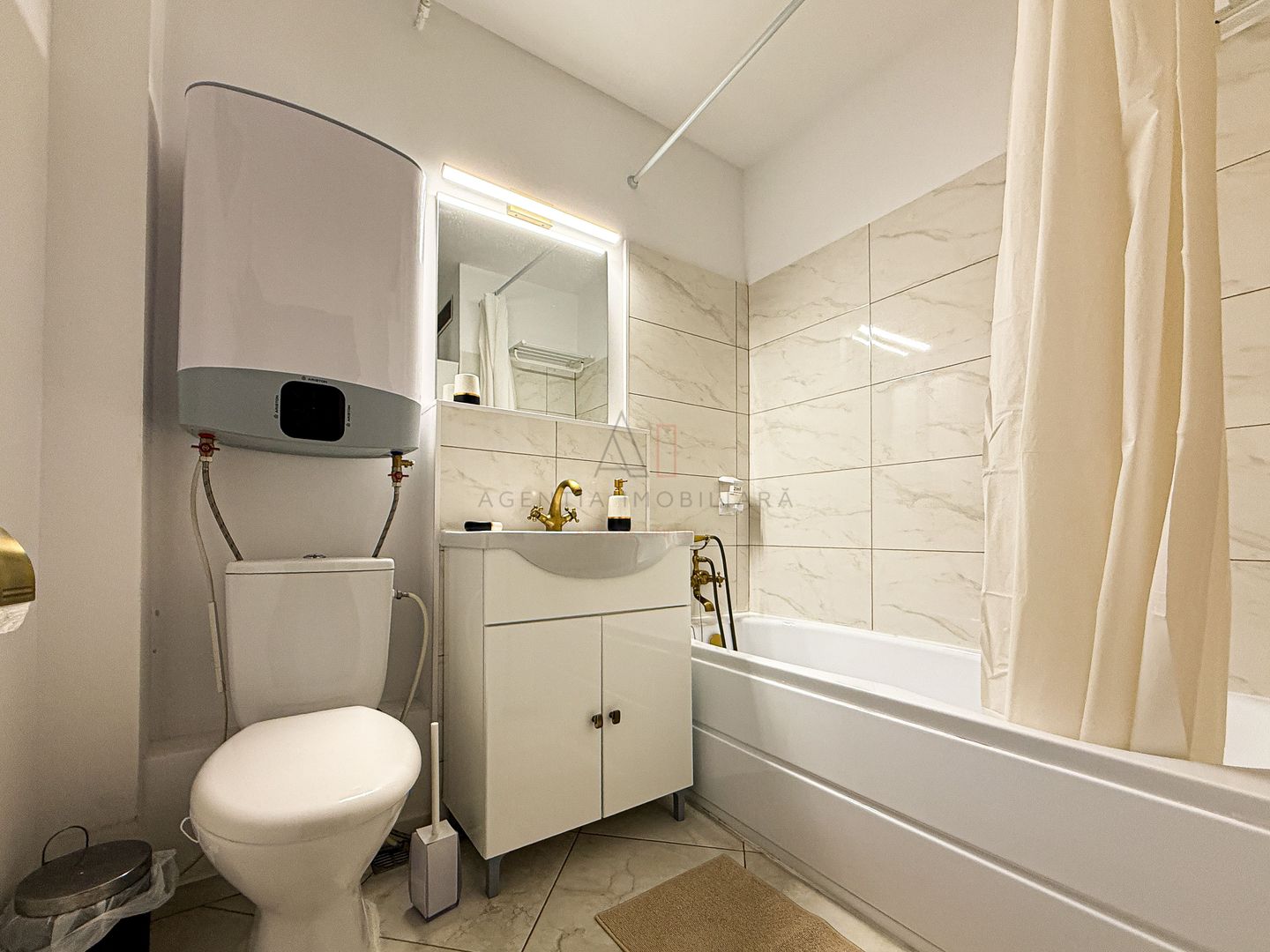 2 camere l Arcul de Triumf l decomandat l bloc reabilitat - Poză 9