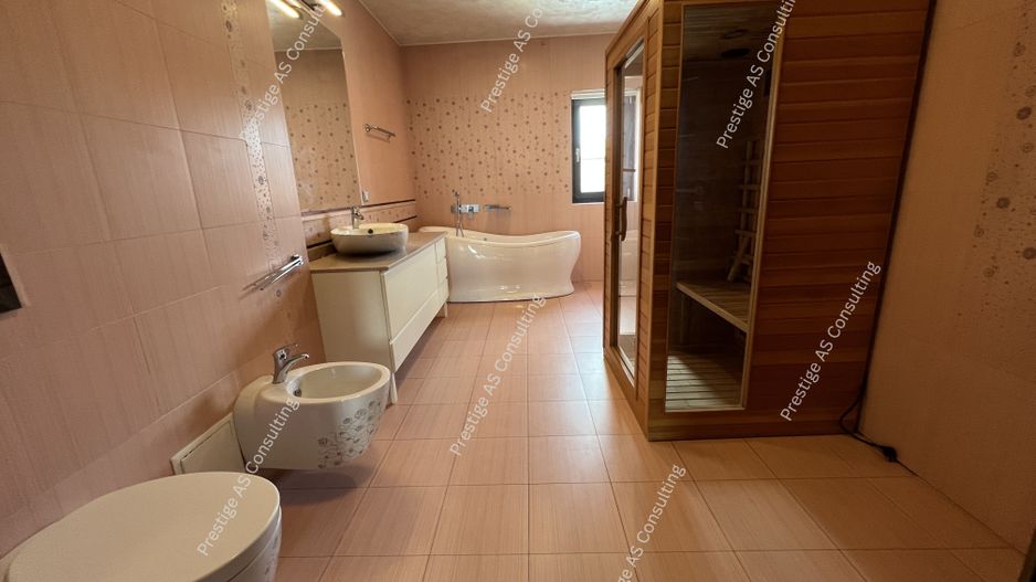 Vila exclusivista 7 Camere | 1056mp Teren | Calea Lipovei - Poză 9
