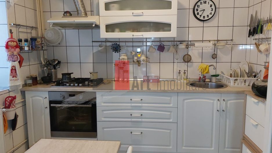 Apartamentul "ETROIT" , intimitate si confort, bloc reabilitat termic - Poză 19