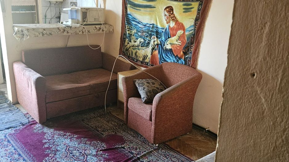 BRASADAS vinde garsonieră NEFINISATA Ostrovului etaj 2/4. - Poză 1