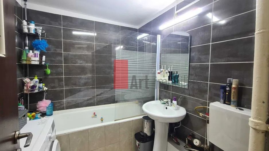 Vânzare apartament 2 camere decomandat Șos. Berceni - Poză 2