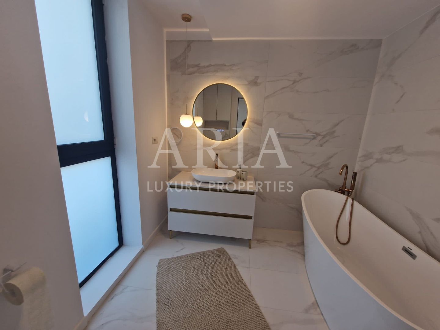 LUXURY SMART VILLA - ROOFTOP POOL - FIRST RENT - Poză 16