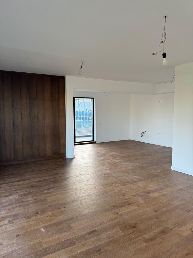 Duplex Superb de Vânzare în Zona Herăstrău-Aviatiei 5 camere - Poză 3