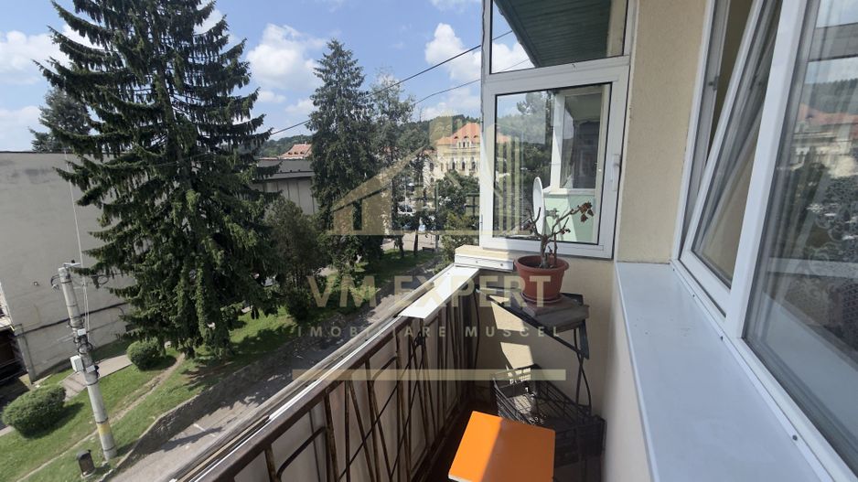 APARTAMENT 2 CAMERE ETAJ 4 ZONA ULTRACENTRALĂ CAMPULUNG - Poză 13