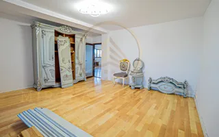 Lazu - Vila de vânzare compusă din P+1E+M. - Poză 22