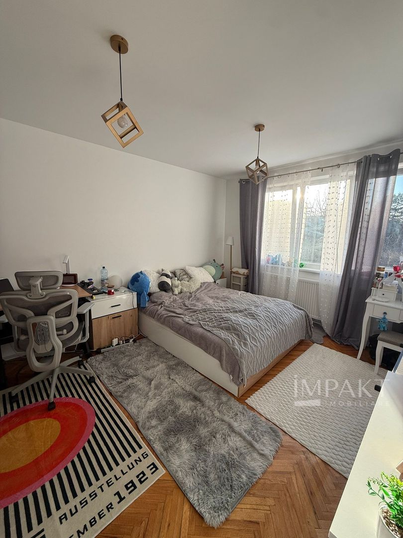 3 camere de inchiriat in zona Platinia - Poză 7