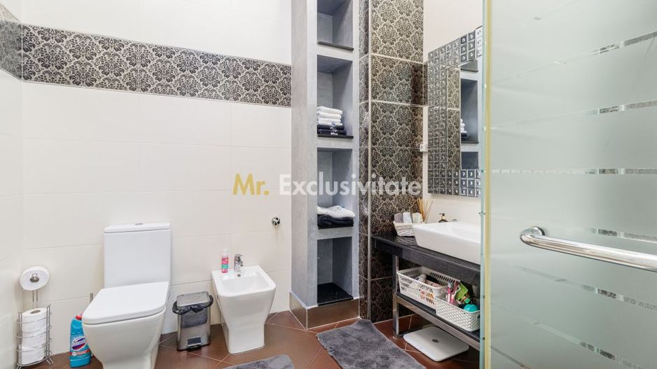 Resedinta premium| Teren de tenis | Piscină încălzită | Infrastructură completă! - Poză 24
