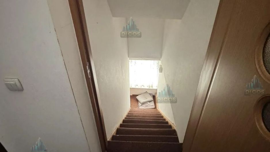 Casă cu mansardă și piscină de vânzare – Pictor Andreescu - Poză 15