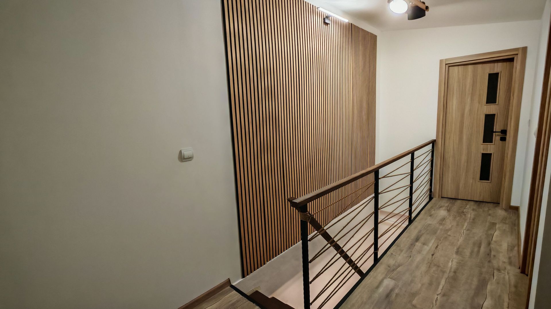 Corp de casa P+M 4 camere , Racadau Carpatilor -LIDL- ,curte comuna. - Poză 11