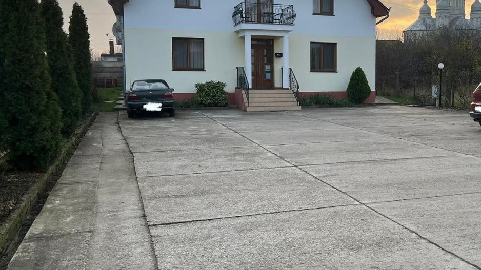 Pensiune si afacere la cheie in Marghita - Poză 1