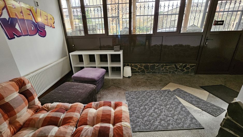 Spatiu de inchiriat 120 mp utili Campina central! - Poză 19