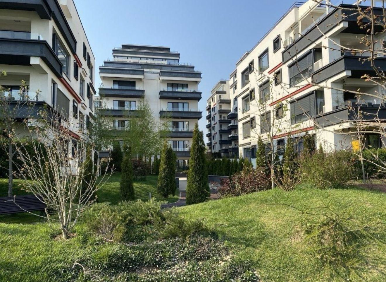 AP. 2 CAMERE LAGUNA RESIDENCE,CENTRALA PROPRIE, PARCARE,PISCINA,MODERN - Poză 3