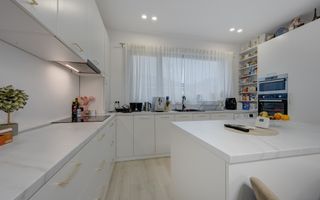 Vila parter mobilata si utilata Tunari - Poză 6