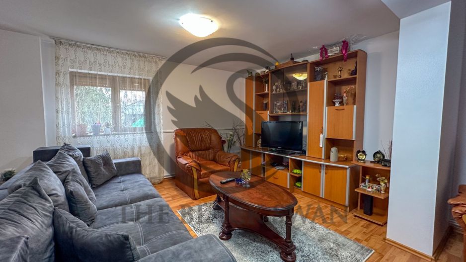 Casa cu 5 camere de vanzare l Cocorastii Colt - Prahova l Comision 0% - Poză 2