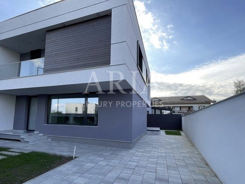 Vila moderna Jolie Ville - Iancu Nicolae - Pipera - Poză 24