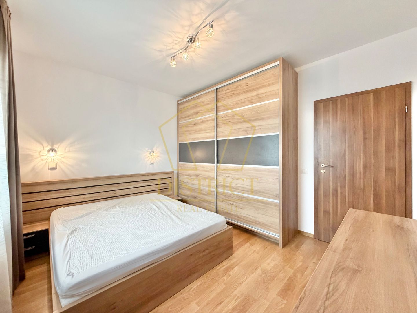 Apartament cu 2 camere mobilat si utilat | Etajul 2 | Giroc, langa Penny. - Poză 2
