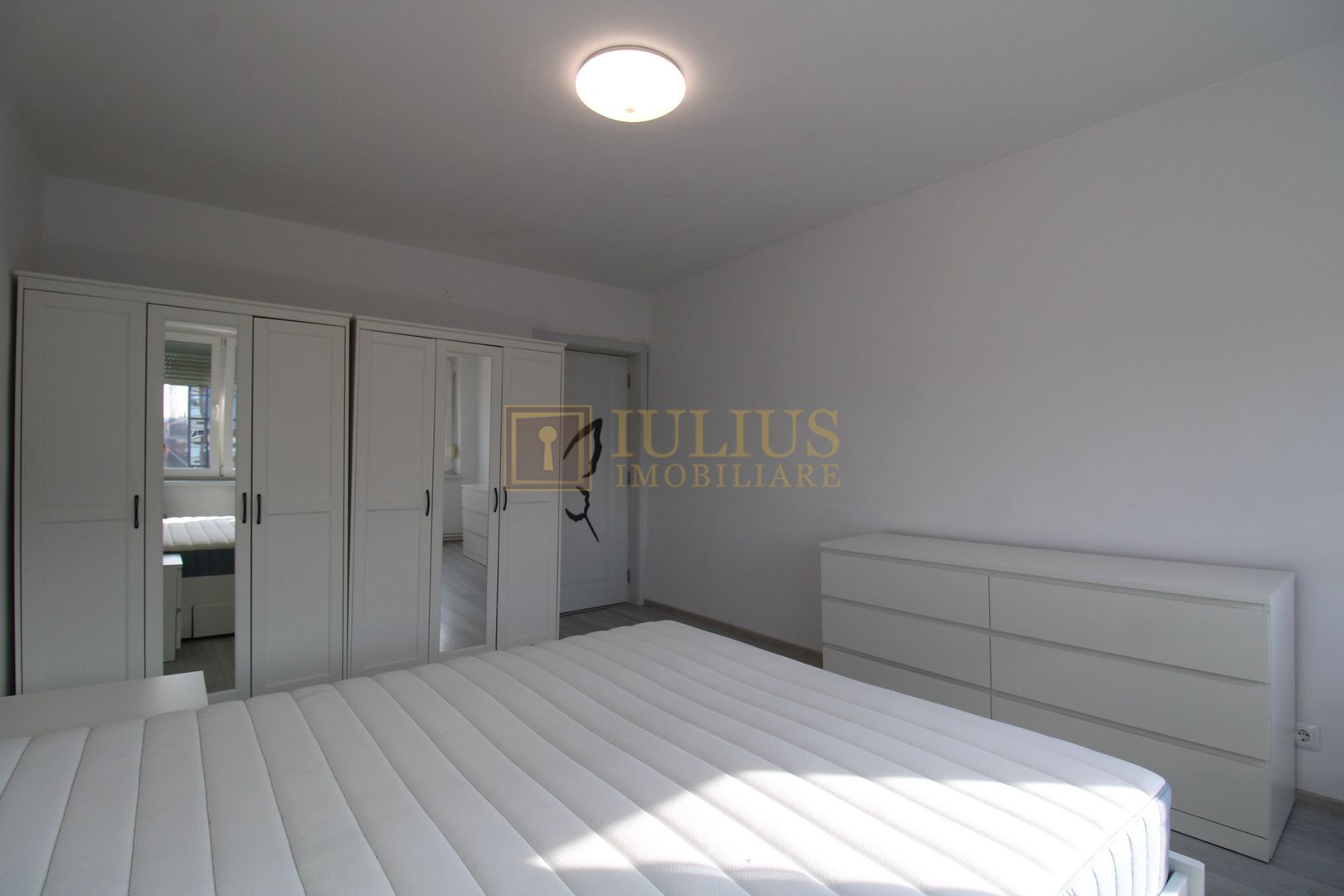 50 de metri de UMFT,  2 camere, centrala proprie. - Poză 4