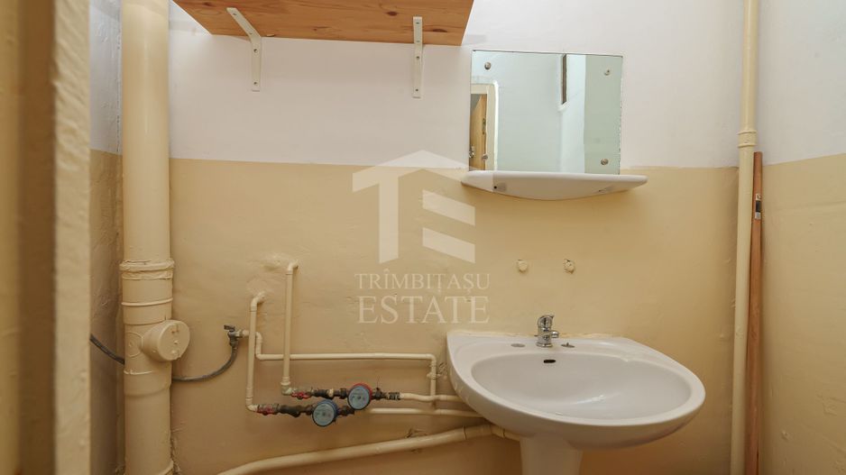 Apartament de vanzare 3 camere - Teiul Doamnei. - Poză 13