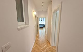 Apartament 3 camere Poarta Schei Brasov - Poză 2