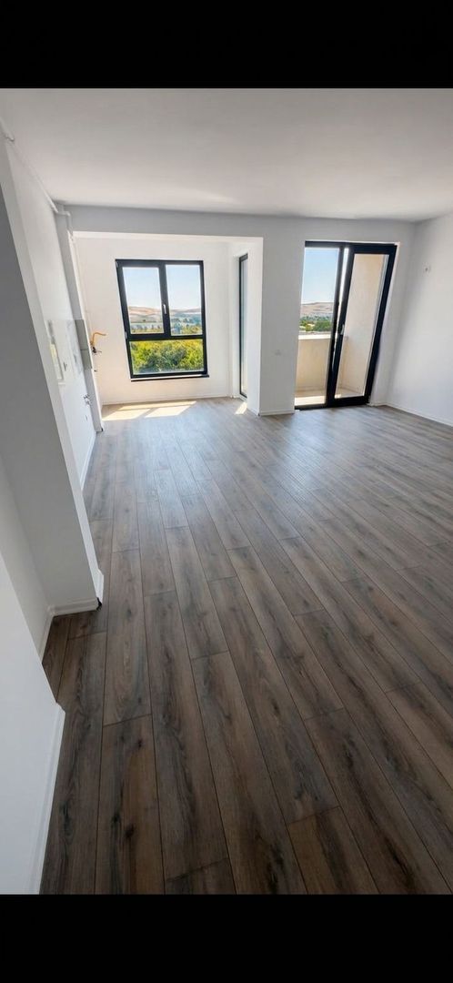 Apartamente noi - Poză 4