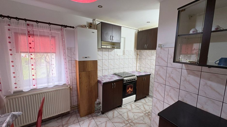 Apartament cu 2 camere de închiriat zona Lenin - Poză 2