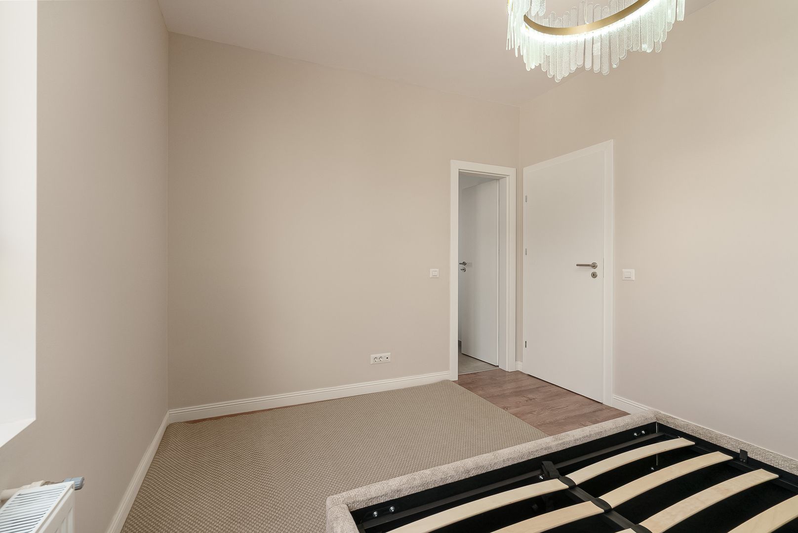 Casă Modernă în Cartier Privat Str Tiparniței–Curte și Parcare Proprie - Poză 10
